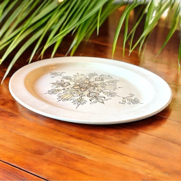 Vintage Wood & Sons “Boutique” Alpine White Ironstone Oval Platter - England - Picture 12 of 13